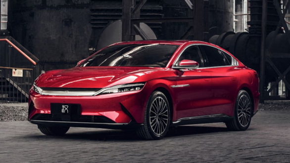 Cứ 10 ô tô bán ra có 1 xe điện: Tesla và hãng xe Trung Quốc đua tranh ngôi đầu - Ảnh 2.