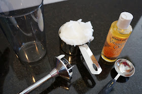 Coconut oil and vitamin e oil recipe supplies