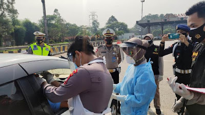 Biddokes Polda Banten Berikan Pelayanan Kesehatan di Pos Pam Lebaran