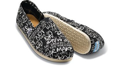 Site Blogspot  Canvas Shoes on Freelance And  Freelance   Toms Shoes   One For One