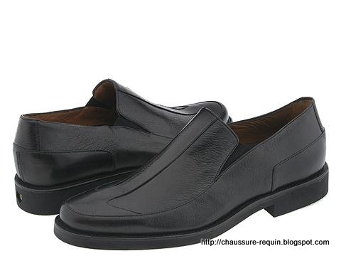 Chaussure requin:JD530610