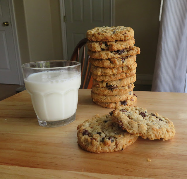 Oatmeal Raisin Cookies