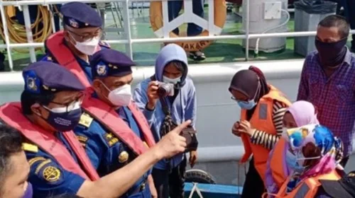 Dicegat Patroli Laut Tanjung Priok, Pemudik Marah dan Menangis