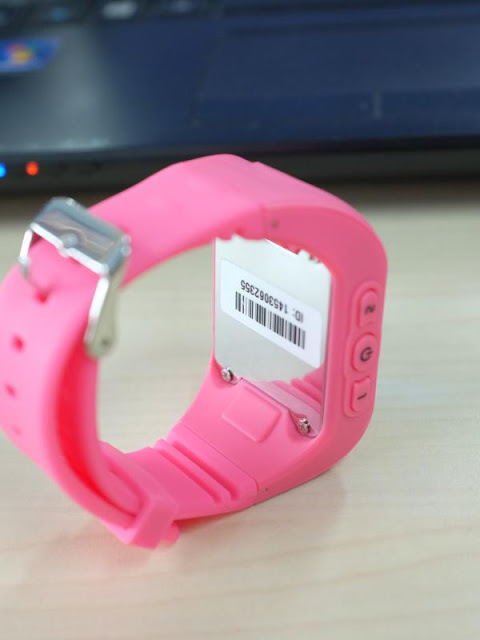 uWatch GPS Tracker 4