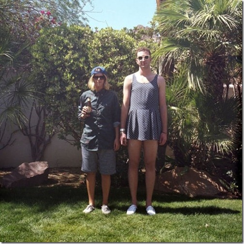 theyre_the_splitting_image_of_one_another_640_08
