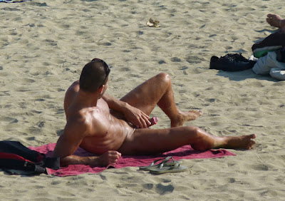 gay public sex, sexy man masturbates on the beach near others, exhib, jack off, jackoff, stroking, bate, wank, Robot Jack