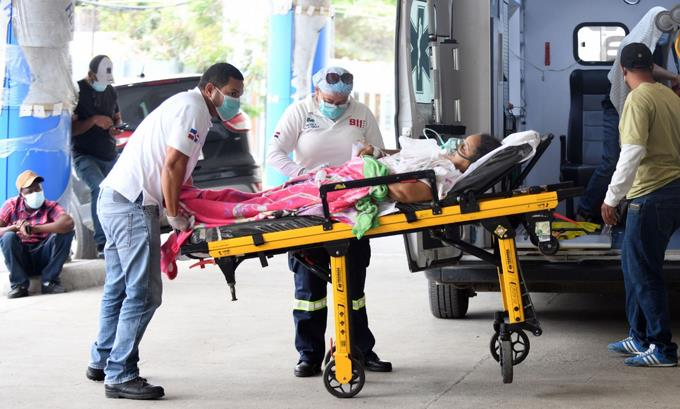 Repuntan casos covid-19 en RD; notifican 911 y tres defunciones