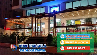 Cafe Cam sistemleri, giyotinli cam sistemleri, Cam ile kapama. MAVİ CAM 0532 245 00 78  Cam ile Kapatma, Cam Kapatma Uygulayıcısı, Mavi Cam, 0532 245 00 78  Kış bahçesi, Kısaca; Cam vb. örtü ile çevrelenmiş içinde oturulabilir bahçe. Çevresi camlarla çevrili küçük cam evler görünümündeki kış bahçeleri, evlerde dört mevsim sıcak ve aydınlık bir bahçe keyfi yaşatır.