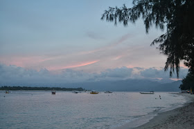 beach sunset gili trawangan indonesia 