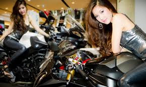 พริ้ตตี้มอเตอร์ไซค์ สวยเซ็กซี่ BANGKOK MOTOR SHOW