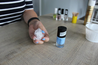 Clothes & Dreams: NOTD: marble nails (tutorial)