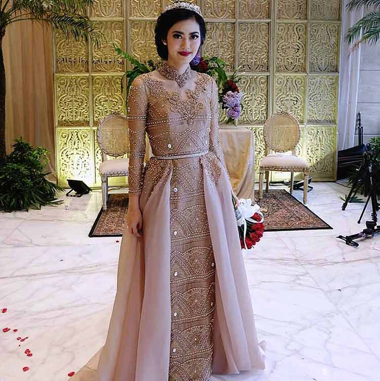 Trend Model  Kebaya  Pengantin Muslimah 2020 