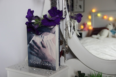 Przyszlość Violet i Luke'a - Jessica Sorensen 📖