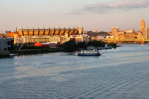 http://eventticketspecialist.com/ResultsVenue.html?venid=30&vname=Heinz+Field