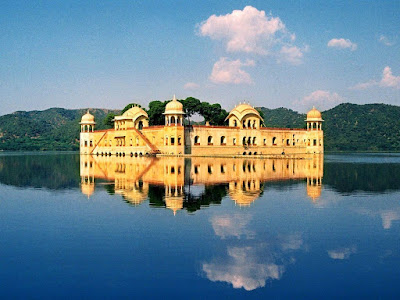 13 Tempat Menarik Di India