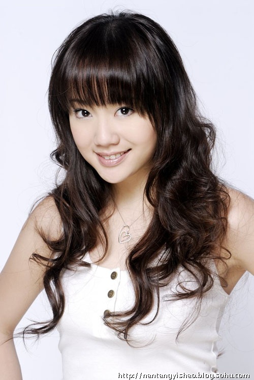 Singapore Actress Macy Chen Mei Xin