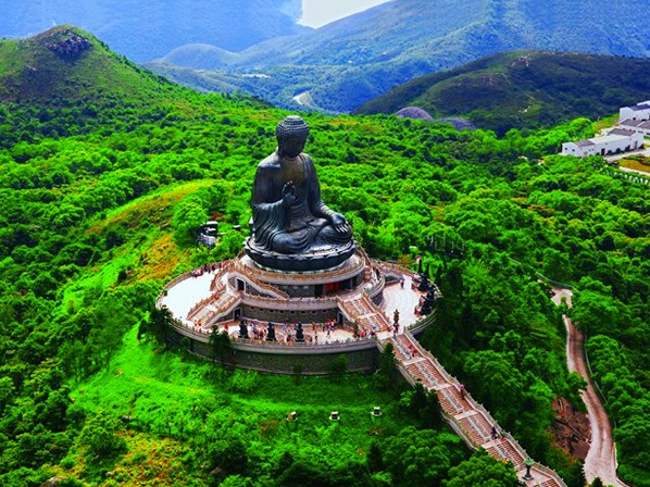 Tiantan Buddha, Lantau Island, di Hong Kong