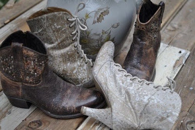Fashion Cowgirl Boots on Counting Your Blessings  Granny Boots Or Cowgirl Boots