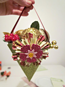 DIY Christmas ornaments, Paper ornaments, Glitter ornaments, glitter, DIY Cone, Christmas crafts