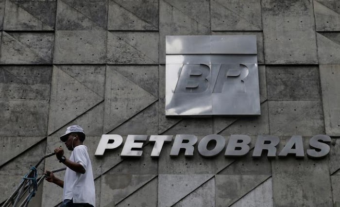 Petrobras reduz preços do diesel e eleva da gasolina nas refinarias a partir de sábado