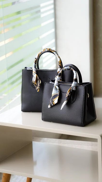 Trend Tas Wanita 2025: Simpel, Fungsional, dan Tetap Fashionable