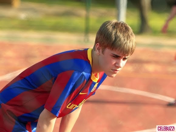 justin bieber soccer madrid. justin bieber soccer madrid.