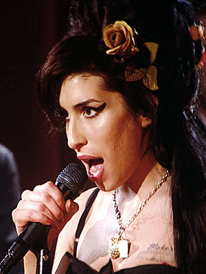 amy winehouse wallpaper