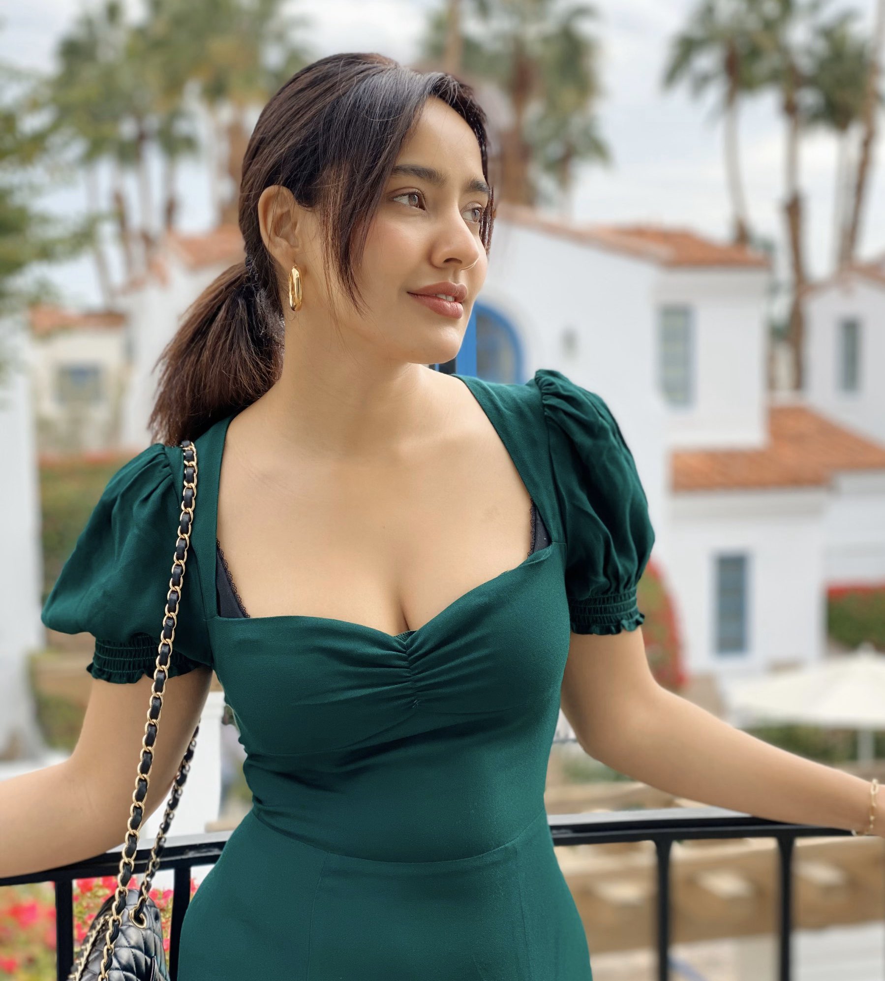 Neha Sharma UHD HD HQ Photos