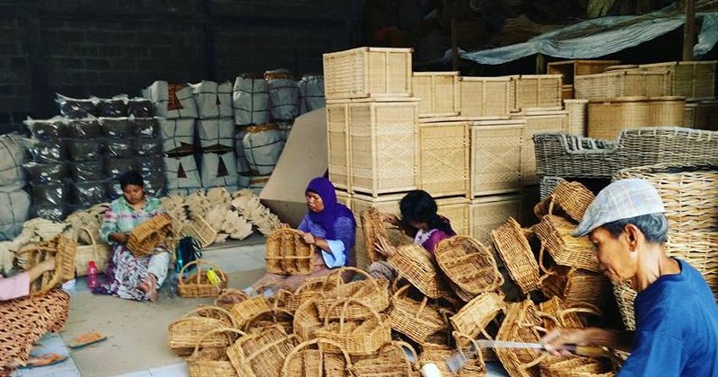 Sentra Kerajinan Anyaman Rotan Rajagaluh Majalengka