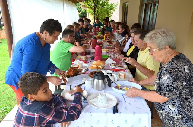 Tradição ucraniana se mantém viva em Roncador 