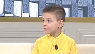 The 8-year-old Albanian with intelligence over the normal wins the competition in France