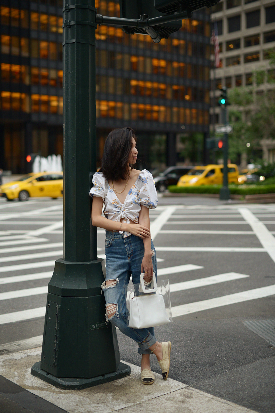 Floral White Top, Summer Crop Top, New York Summer Style, How To Style Boyfriend Jeans, PVC Staud Clear Tote, Clear Tote Outfit Ideas, Chanel Espadrilles Summer Look, New York Fashion Blogger, Personal Style Blogger / 062018 Briefly New York / FOREVERVANNY.com