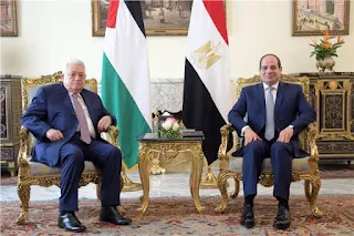 محمود عباس يشيد بجهود مصر الحثيثة في دعم القضية الفلسطينية