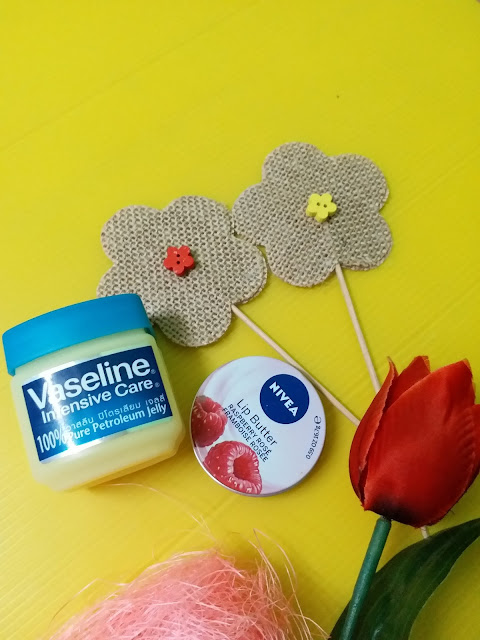 Review Nivea Lip Butter