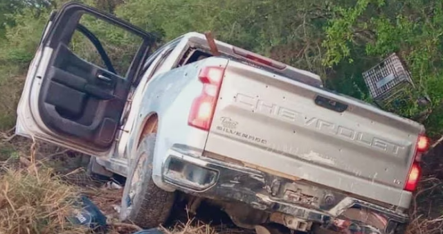 Convoy con hombres armados paralizó carreteras y murieron dos personas