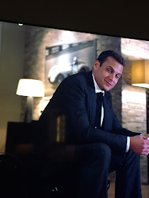 where to find art in harvey specters apartment, office art Suits tv, where to find art on tv shows
