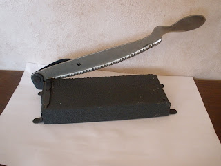 Vintage Soviet Manual Paper Photo cutter