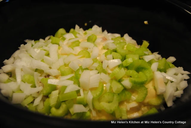 Slow Cooker Chicken and Dumplings at Miz Helen's Country Cottage