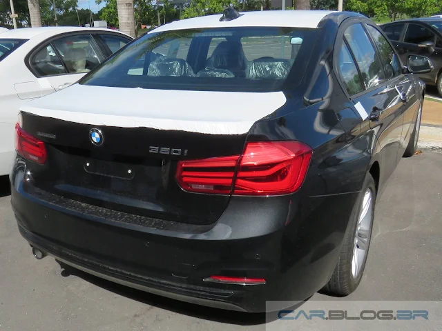 Novo BMW 320i Active Flex 2016