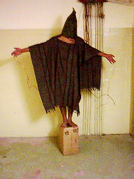 4 18 Point and Shoot: How the Abu Ghraib Images Redefine Photography (2005)