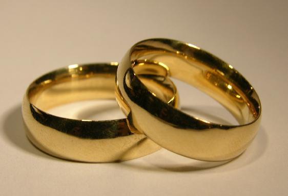 Alianças de Casamento Noivado e Anel de Ouro 18K Allianze