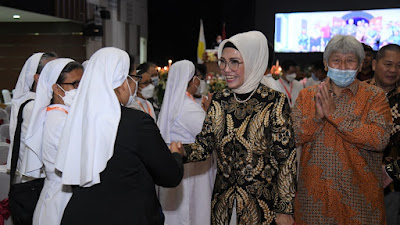 Ketua DPRD Sumsel Anita Noeringhati Membuka Secara Resmi Sinode III Keuskupan Agung Palembang