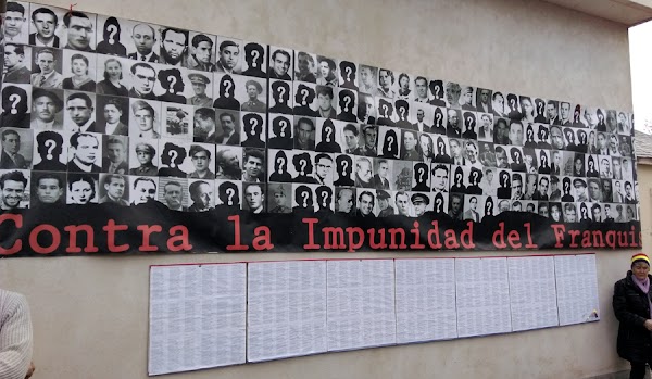 La memoria española descansa bajo tierra