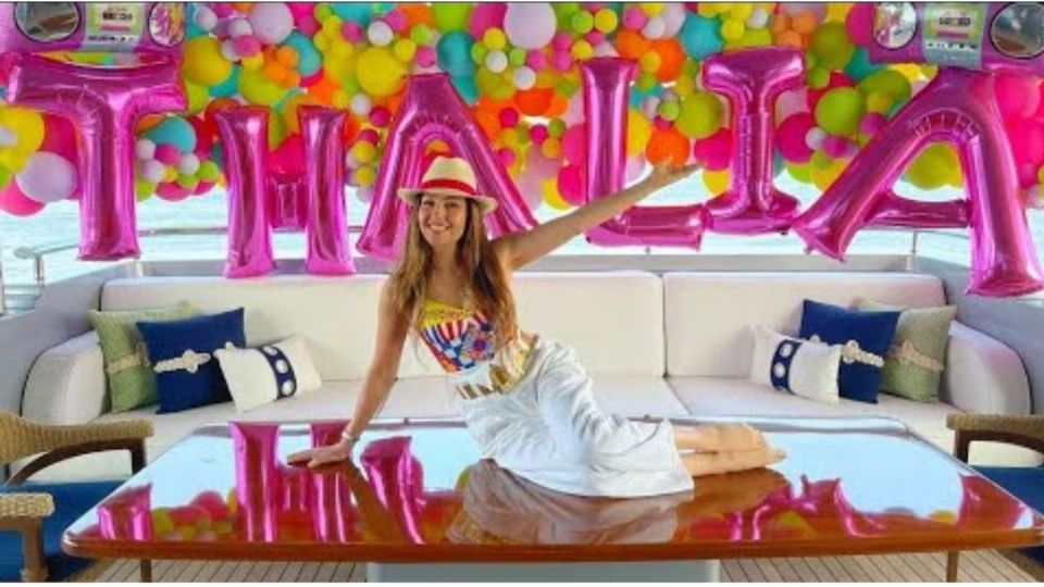 Thalía comienza con los festejos antes de su cumpleaños número 51 | VIDEO