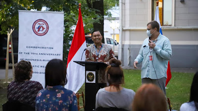 KBRI Moskow Ajak Pemuda Rusia Cintai Indonesia, Belajar Gamelan, Batik, Pencak Silat