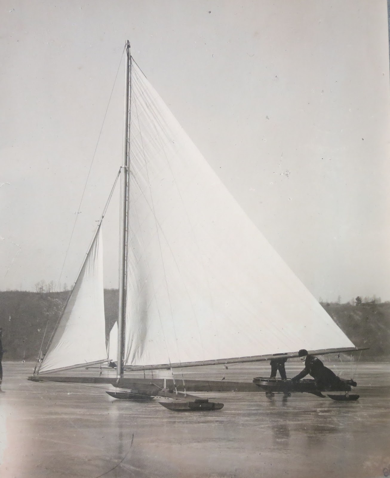 White Wings and Black Ice : Hyde Park Ice Yacht Club sailing, early 1900