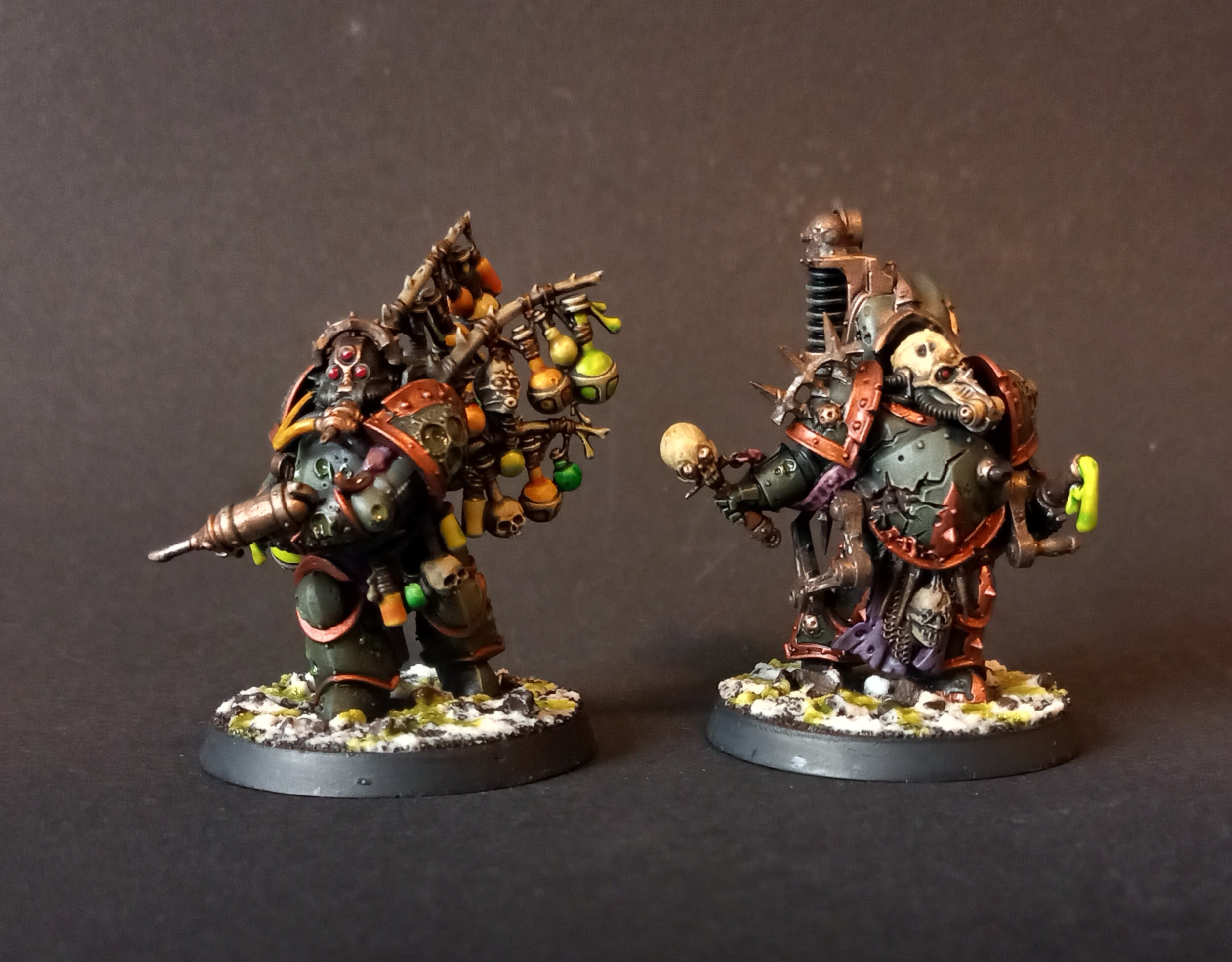 Biologus Putrifier: Death Guard - 40k (Chaos Space Marines)