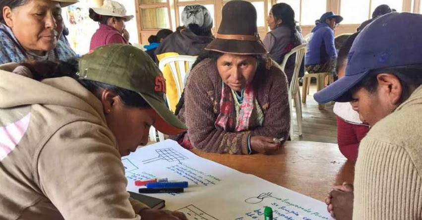 Ministerio de Energía y Minas promueve Escuelas Energéticas para Mujeres en comunidades rurales de Cusco y Puno