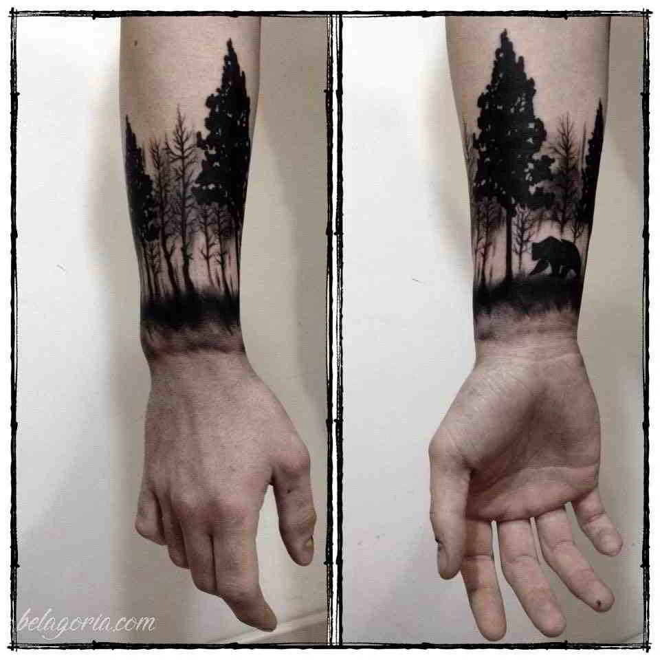 foto con tatuaje de bosque espectaculare