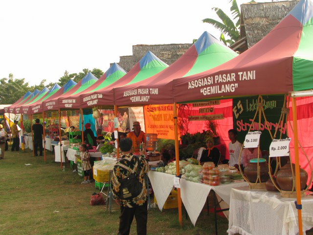  Pasar  Tani  Indonesia